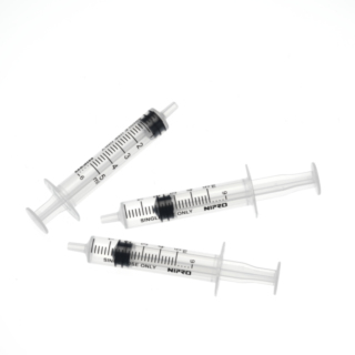 SERINGUE 3 PIECES STERILE USAGE UNIQUE LUER SLIP CENTRE 5ML NIPRO